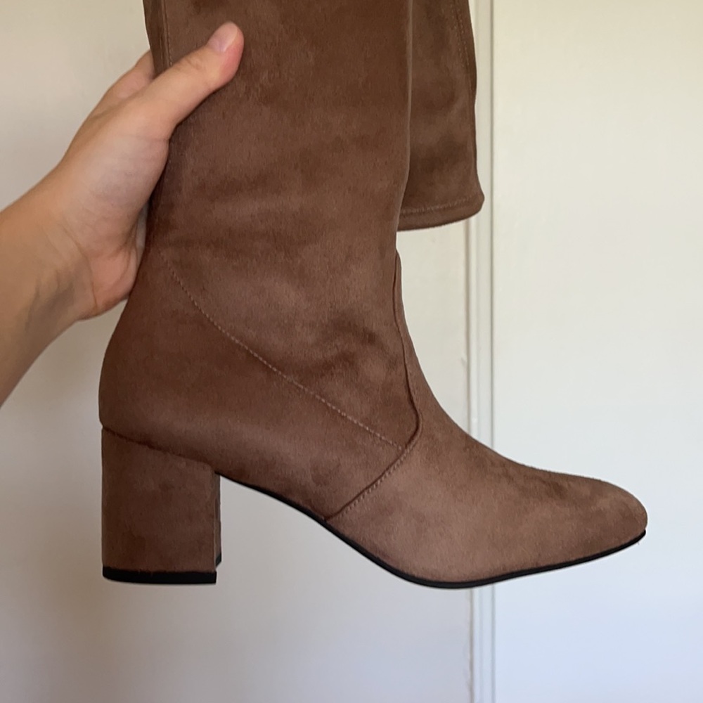 NWT Stuart Weitzman Genna Boots - Picture 10 of 10